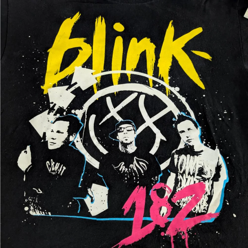 Blink 182 Summer 2009 Tour Shirt - Medium